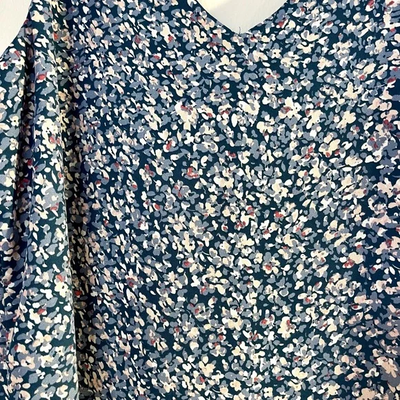 Reversible Flowy Tank - Picture 2 of 2